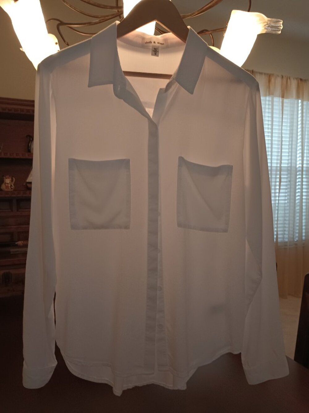 Cloth & Stone women's button down long sleeve white shirt.
